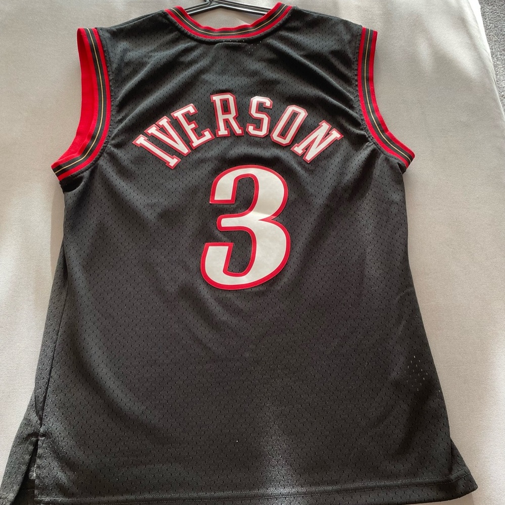 Allen Iverson Philadelphia 76ers Road 2000-01 Mitchell & Ness Jersey - Picture 2 of 5